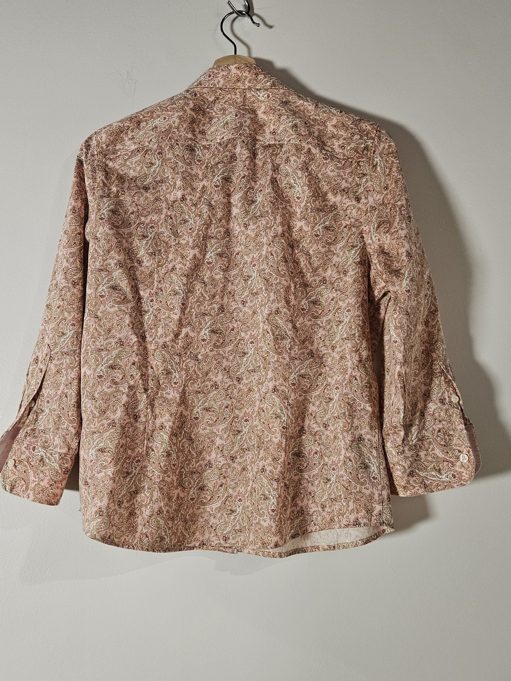 Chaps Women's No-Iron Button Down Shirt Pink Paisely Floral Cotton Blend Size M - Picture 2 of 12